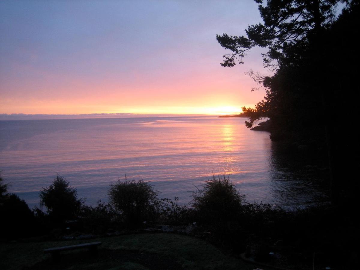 The Lodge At Weir'S Beach Metchosin Exterior foto